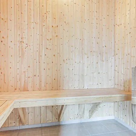 Σπίτι διακοπών Gorgeous In With Sauna